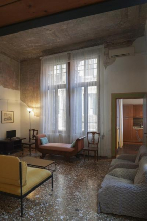 Melusina Apartments Rialto